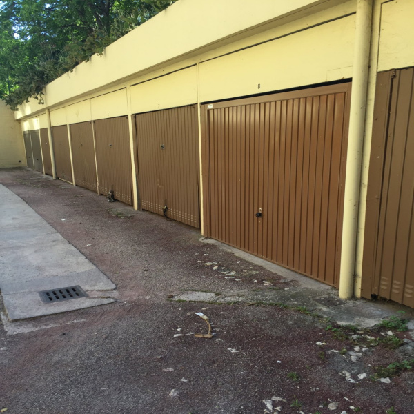 Offres de location Garage Nice 06300